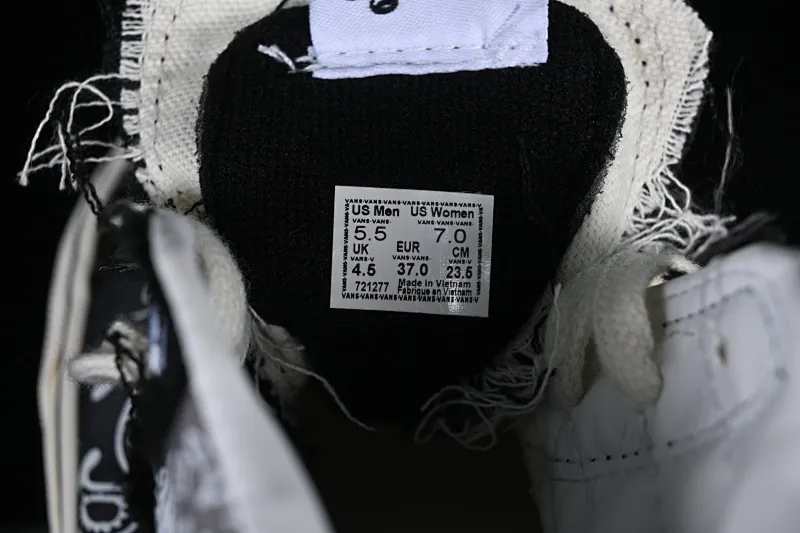 All categories Vans Vans series Vans Hi Vans high-top Vault by Vans x Invincible joint series high-top casual sneakers VN000CDDBP6